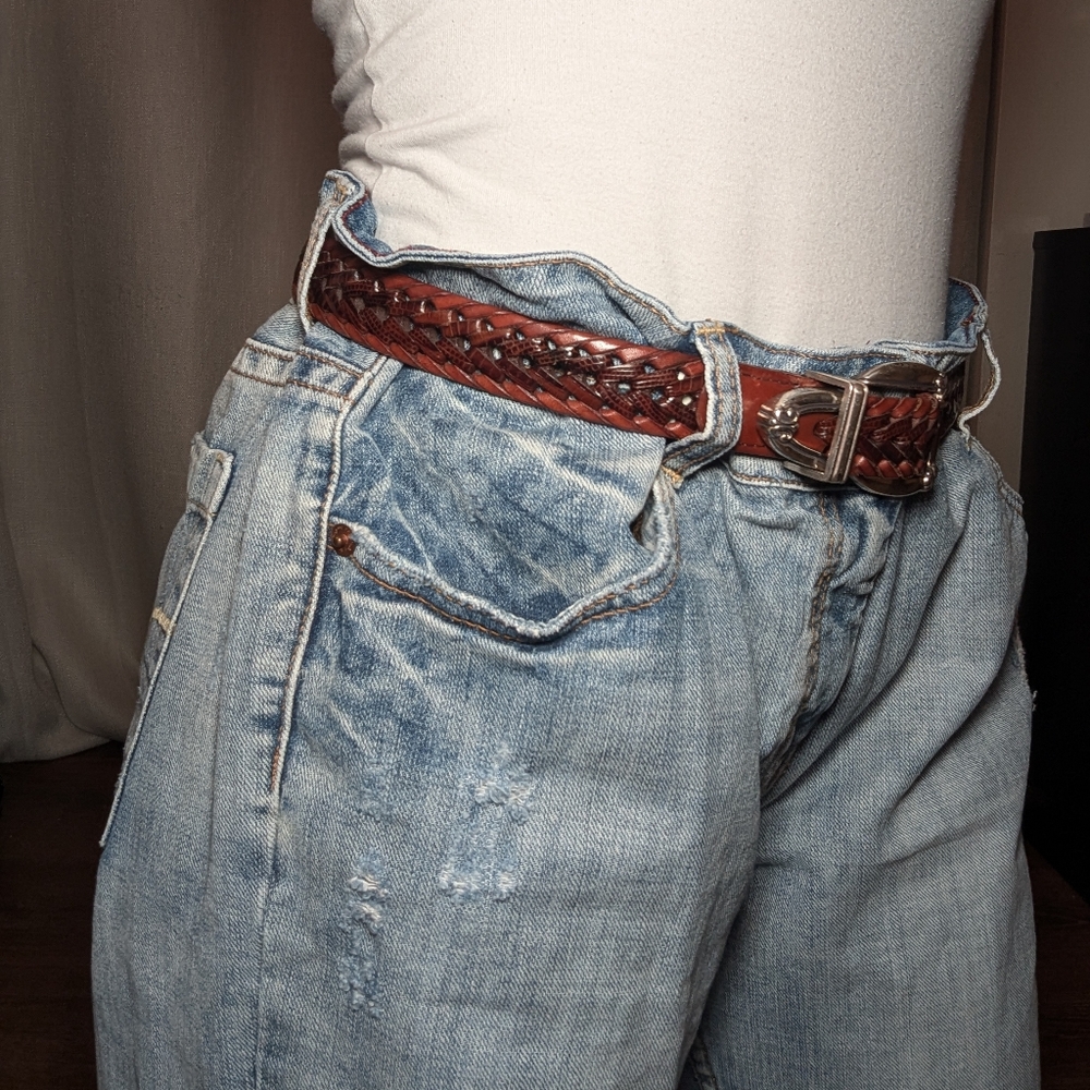 Low Rise Straight Leg Ripped Jeans - Picture 4 of 11
